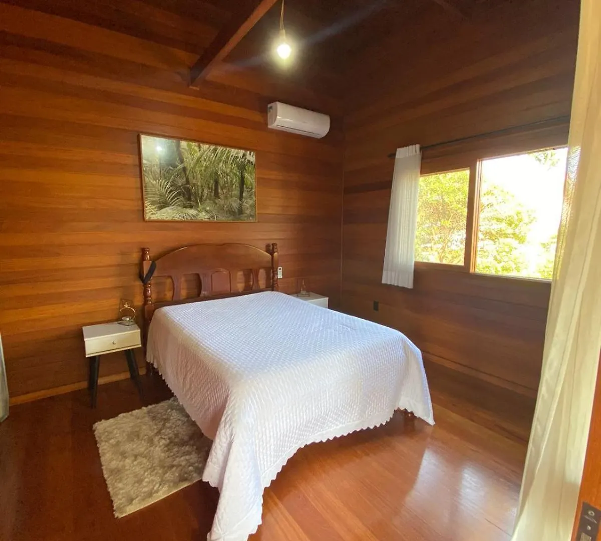 Casa Espacosa Na Guarda Do Embau Palhoça Brazília
