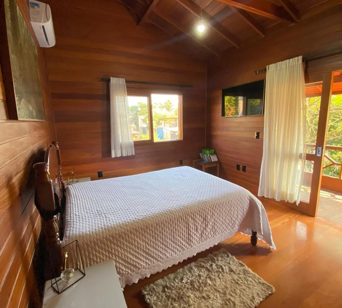 Casa Espacosa Na Guarda Do Embau Palhoça